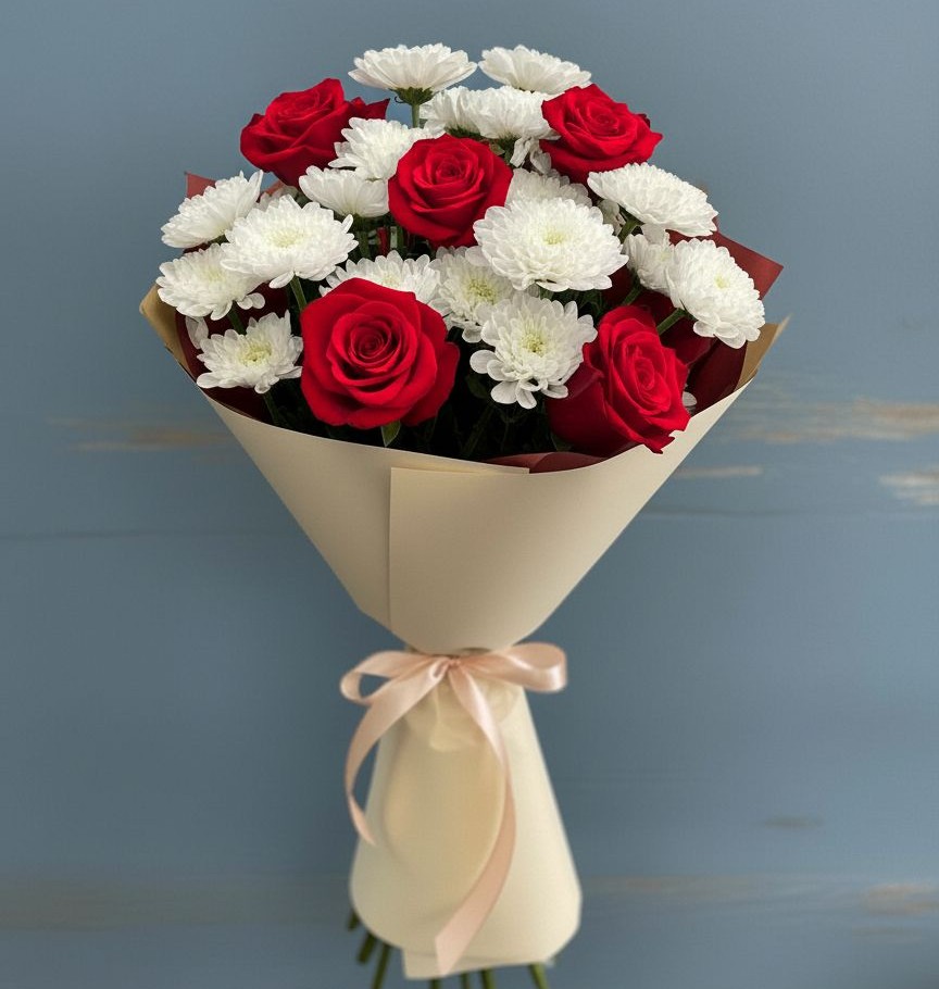 Букет цветов из: Розы и Хризантемы в Геленджике