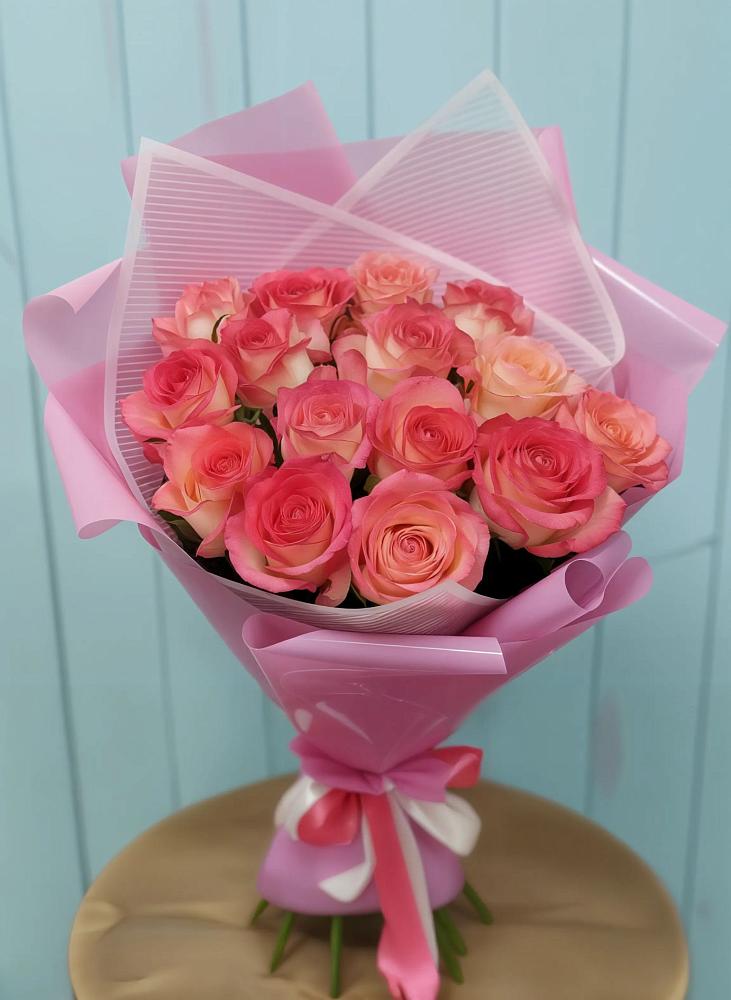 Букет 15 Розовых роз Равель в Геленджике