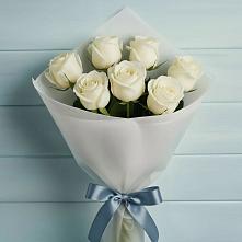 Букет 7 Белых роз Эдлесс Лав в Геленджике