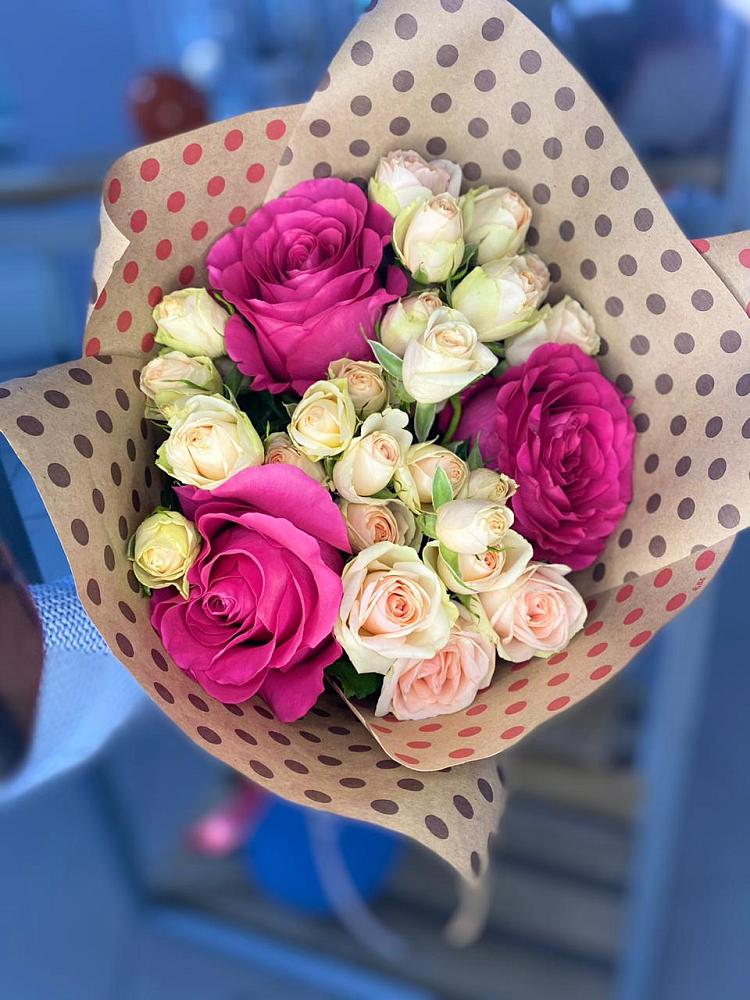 Букет цветов из: Розы в Геленджике