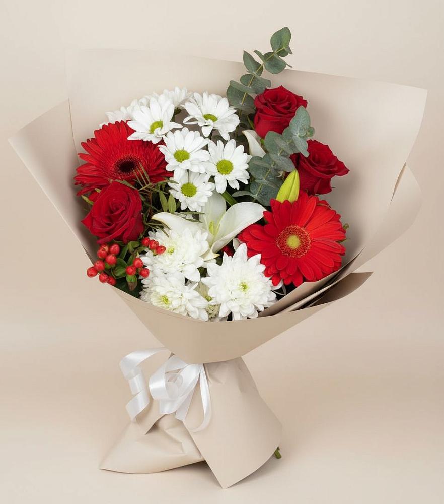 Букет цветов из: Розы, Хризантемы, Герберы и Лилии в Геленджике
