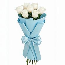 Букет 7 белых роз Проуд в Геленджике