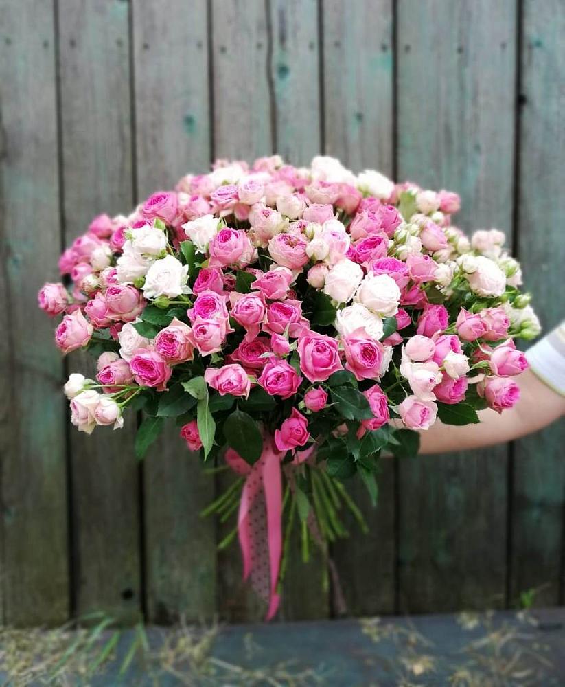 Букет Розовые кустовые розы Натали и Лав Лидия в Геленджике