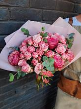 Букет цветов из:  Розы в Геленджике