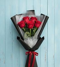 Букет цветов из:  Розы в Геленджике