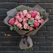 Букет цветов из:  Розы в Геленджике